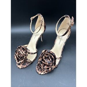 Jessica Simpson Taiga Leopard Print Rosette Ankle Strap Stiletto Heels Size 8.5